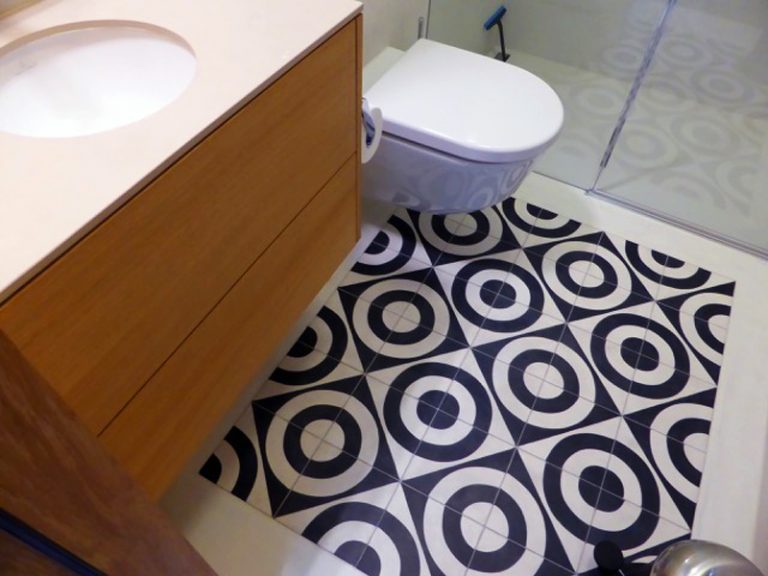 Geometric mod.135 WC, sementtilaatta