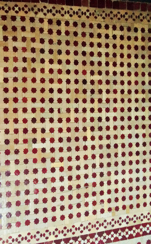 Wall made of Zellige plates